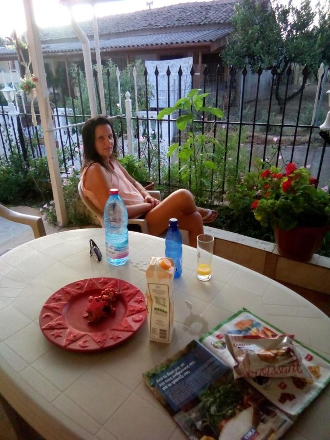 Villa Angela, Traditional Villa In The Village Agios Ioannis Peristerion Екстериор снимка