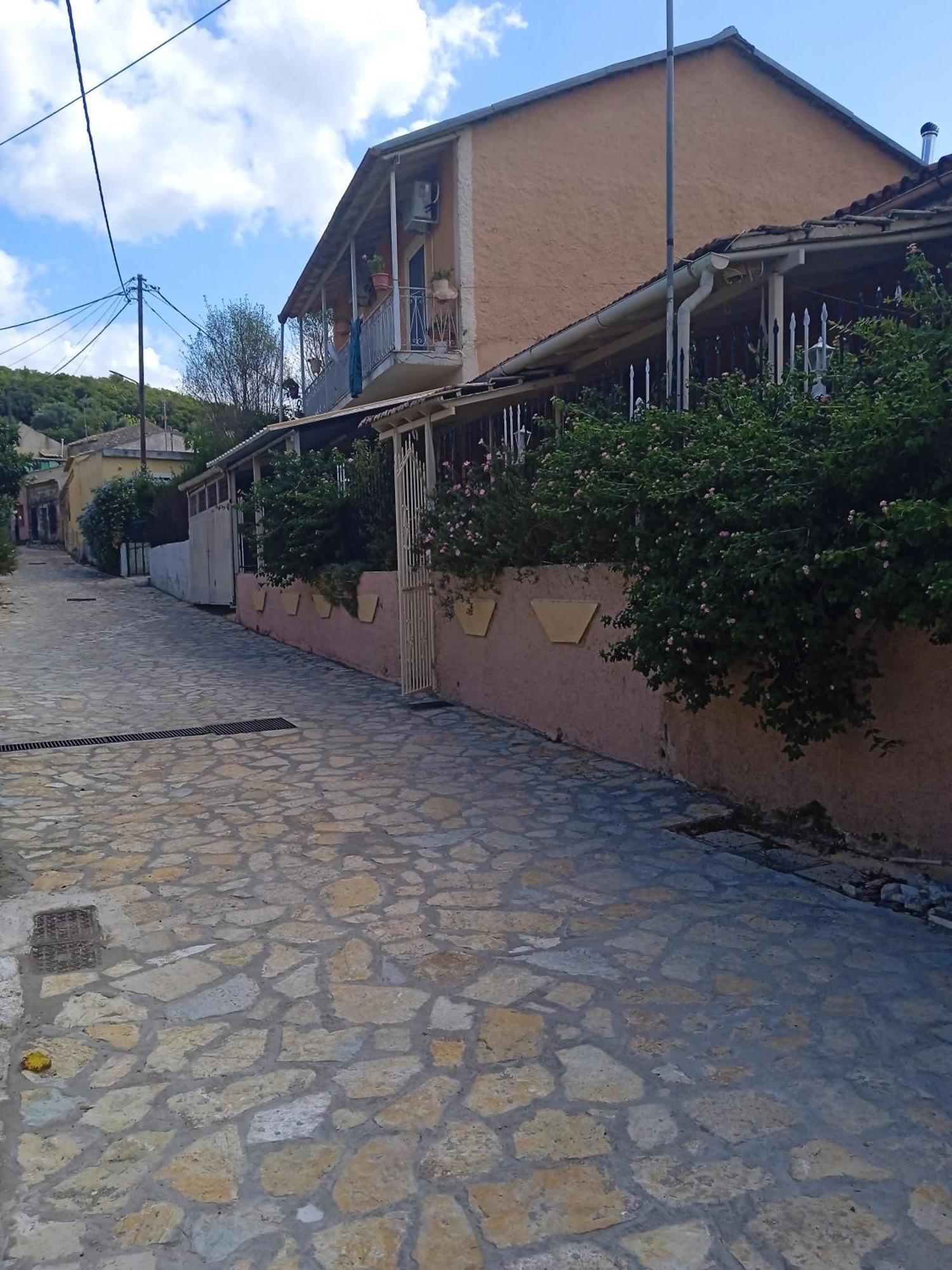 Villa Angela, Traditional Villa In The Village Agios Ioannis Peristerion Екстериор снимка