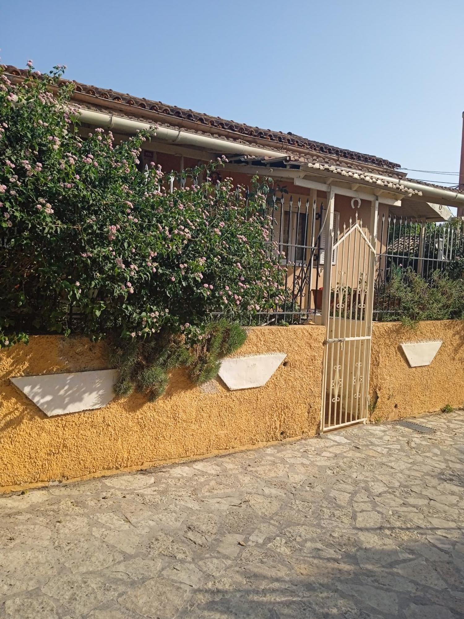 Villa Angela, Traditional Villa In The Village Agios Ioannis Peristerion Екстериор снимка